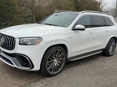 Used 2025 Mercedes-Benz GLS 63 AMG 4MATIC image 6