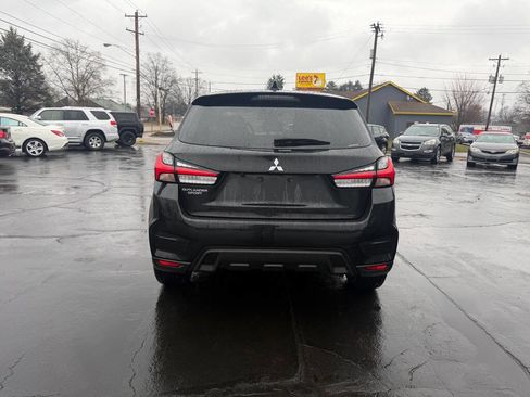 Used 2021 Mitsubishi Outlander Sport ES image 9