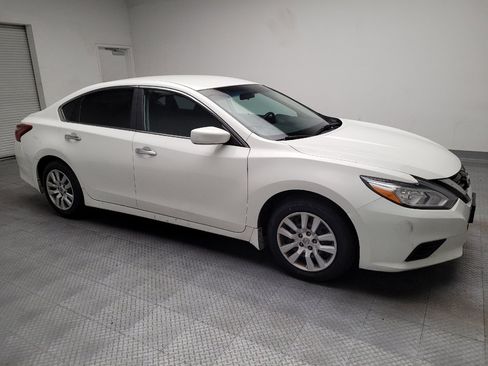 Used 2018 Nissan Altima 2.5 S w/ S Convenience Package FWD image 11