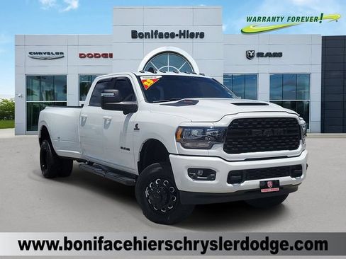 Used 2023 RAM 3500 Big Horn w/ Night Edition AWD/4WD image 1