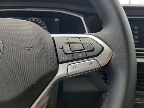Used 2022 Volkswagen Jetta SE FWD image 29