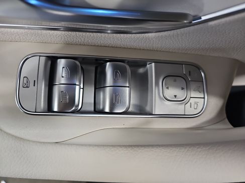 New 2026 Mercedes-Benz GLS 450 4MATIC image 28