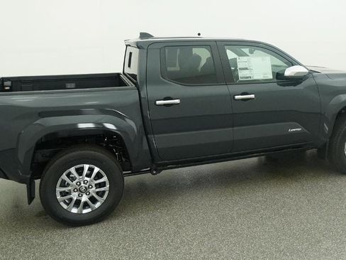 New 2026 Toyota Tacoma Limited AWD/4WD image 17