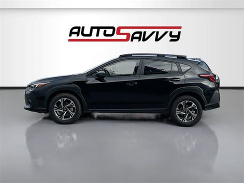 Used 2025 Subaru Crosstrek 2.0i Premium image 4