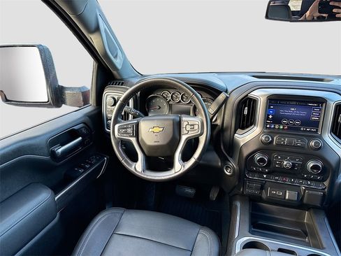 Used 2021 Chevrolet Silverado 2500 LTZ w/ LTZ Convenience Package image 15