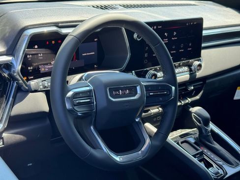 New 2025 GMC Canyon Elevation w/ Convenience Package image 16