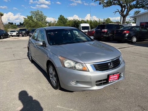 Used 2010 Honda Accord EX-L image 25