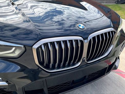 Used 2021 BMW X5 M50i AWD/4WD image 38