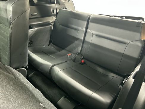 Used 2022 Mitsubishi Outlander SE image 22