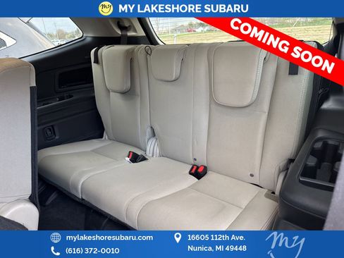 Used 2025 Subaru Ascent Premium AWD/4WD image 16