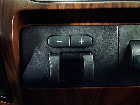 Used 2012 Ford F250 Lariat w/ Lariat Ultimate Pkg image 21