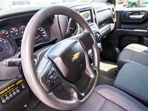 Used 2022 Chevrolet Silverado 1500 Custom RWD image 8
