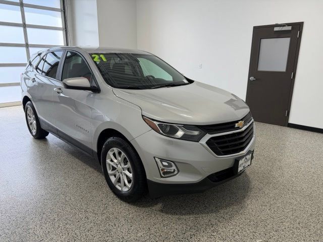 Used 2021 Chevrolet Equinox LT AWD/4WD image 2