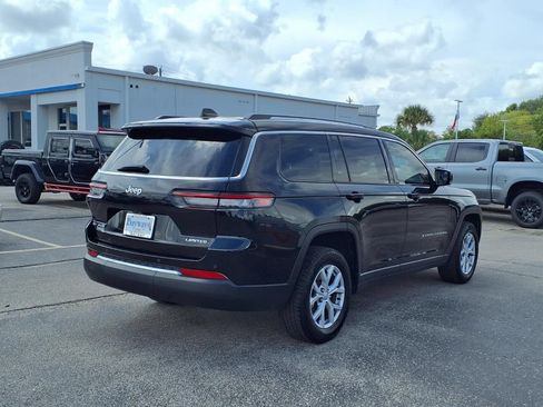Used 2022 Jeep Grand Cherokee L Limited AWD/4WD image 2