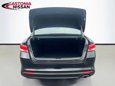 Used 2016 Kia Optima EX w/ Premium Package image 36