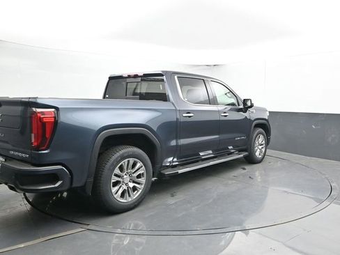 Used 2021 GMC Sierra 1500 Denali w/ Technology Package AWD/4WD image 9