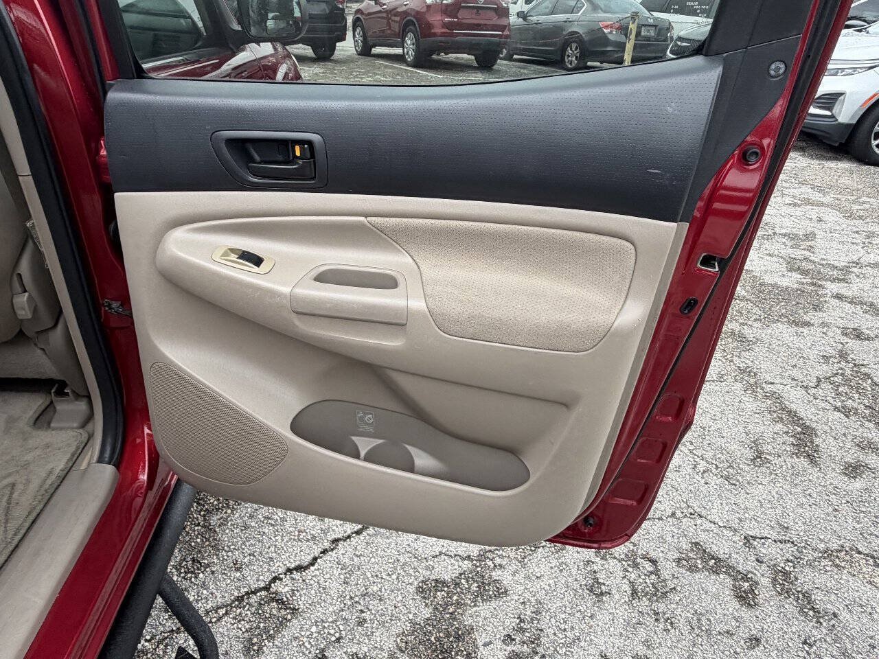 Used 2006 Toyota Tacoma PreRunner RWD image 21