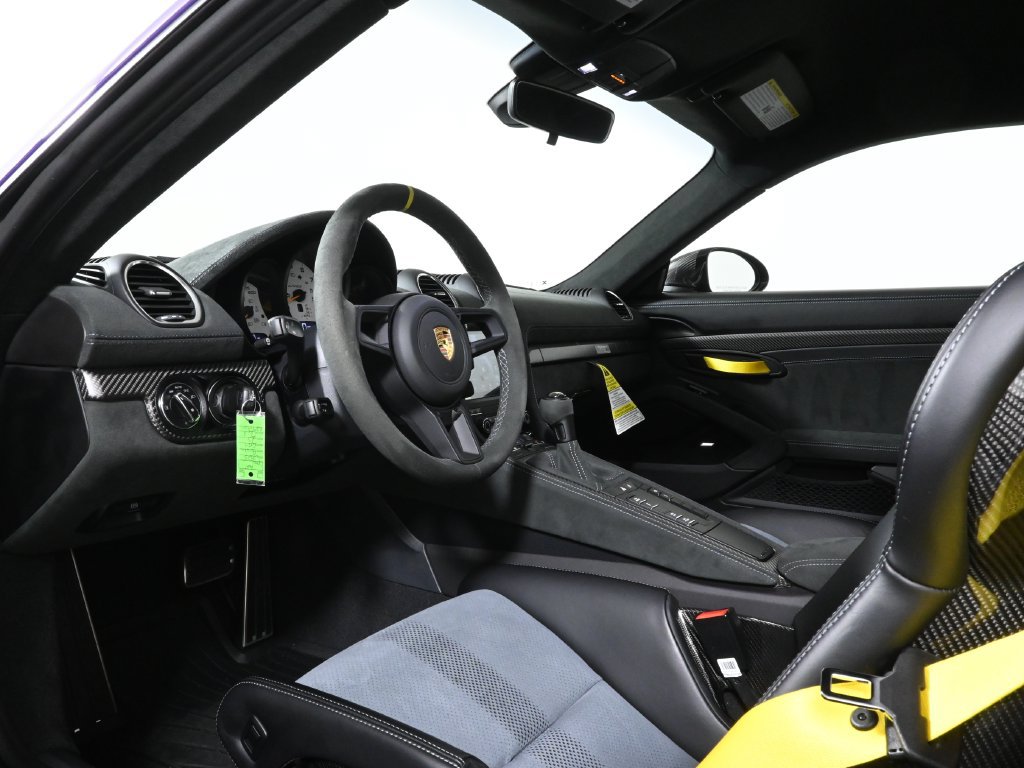 Used 2025 Porsche 718 Cayman GT4 RS RWD image 4