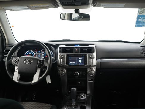 Used 2018 Toyota 4Runner SR5 image 12