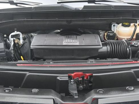 Used 2024 Chevrolet Tahoe LS RWD image 12