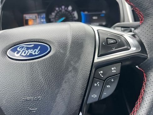 Certified 2024 Ford Edge ST-Line AWD/4WD image 19