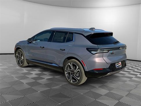 New 2026 Chevrolet Equinox EV LT image 5