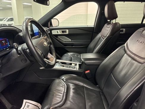 Used 2020 Ford Explorer Platinum w/ Premium Technology Package AWD/4WD image 27