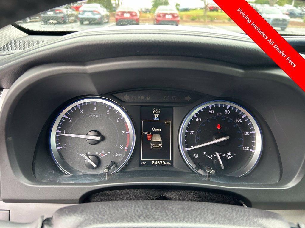 Used 2016 Toyota Highlander Limited Platinum FWD image 11