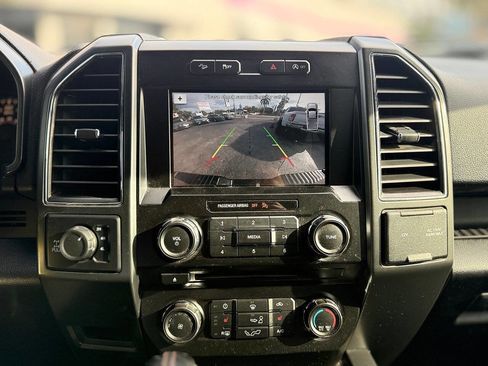 Used 2018 Ford F150 XLT w/ Equipment Group 302A Luxury image 25