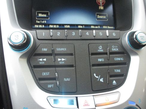 Used 2015 Chevrolet Equinox LTZ image 14