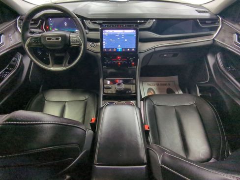 Used 2022 Jeep Grand Cherokee Limited 4xe image 19