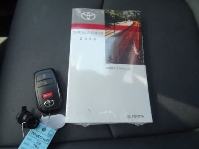 Certified 2026 Toyota Corolla Cross XLE FWD image 30