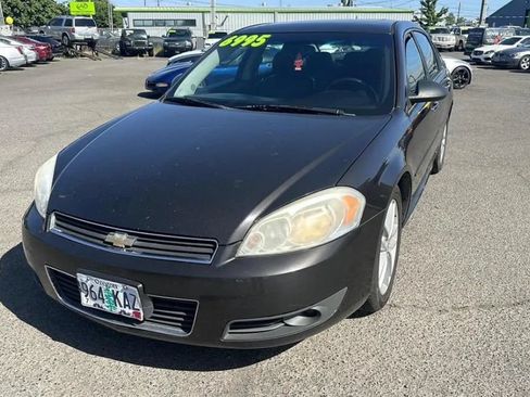 Used 2009 Chevrolet Impala LTZ FWD image 9