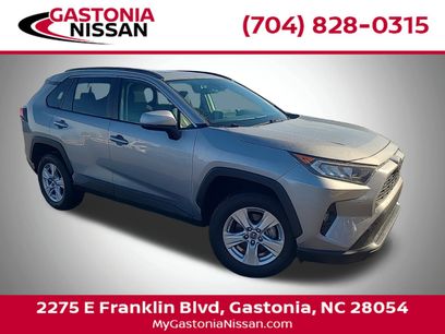 Used 2019 Toyota RAV4 XLE w/ Phone Cable & Charge Package