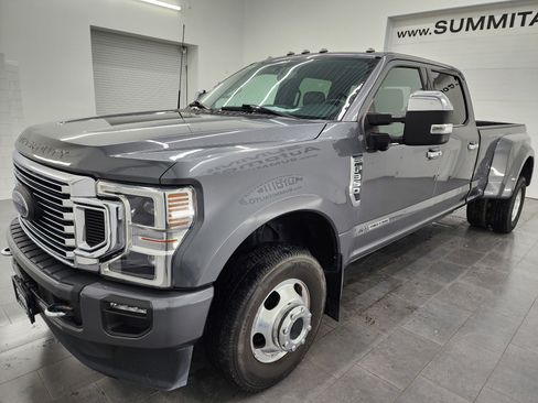 Used 2022 Ford F350 Platinum image 7