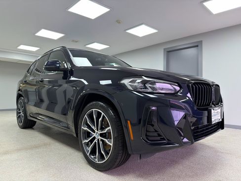Used 2022 BMW X3 xDrive30i AWD/4WD image 4