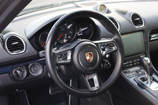 Used 2018 Porsche 718 Cayman w/ Sport Chrono Package RWD image 23