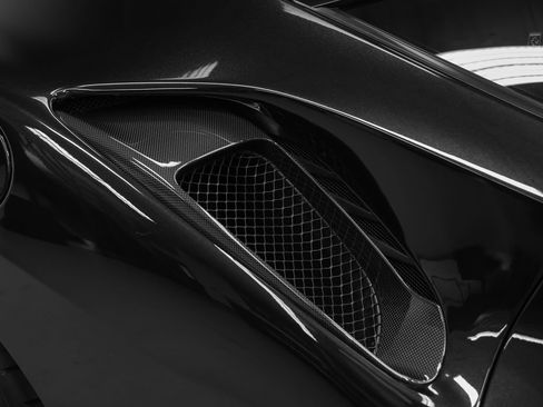 Certified 2020 Ferrari 488 Pista Coupe RWD image 37
