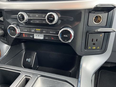 Used 2022 Ford F150 XLT w/ Equipment Group 302A High image 34