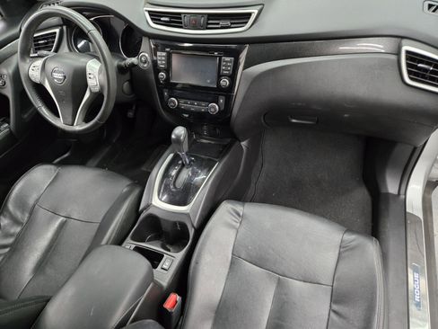 Used 2016 Nissan Rogue SL w/ SL Premium Package image 13