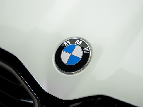 Used 2023 BMW XM AWD/4WD image 11