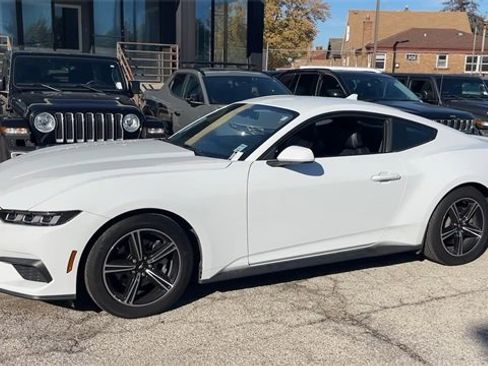 Used 2024 Ford Mustang Premium image 3