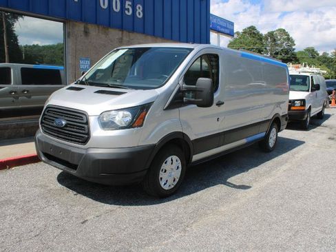 Used 2019 Ford Transit 150 148 Low Roof RWD image 3