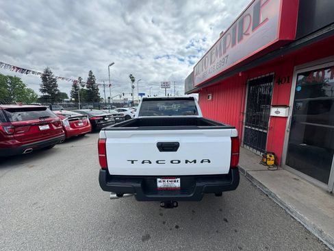 Used 2026 Toyota Tacoma SR RWD image 5