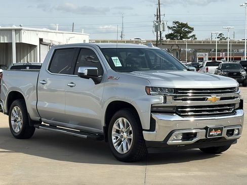 Used 2021 Chevrolet Silverado 1500 LTZ image 3