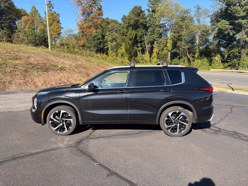 Used 2022 Mitsubishi Outlander SEL AWD/4WD image 6