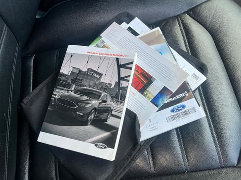 Used 2017 Ford Fusion SE w/ Equipment Group 202A AWD/4WD image 33