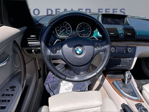 Used 2012 BMW 135i Convertible RWD image 8