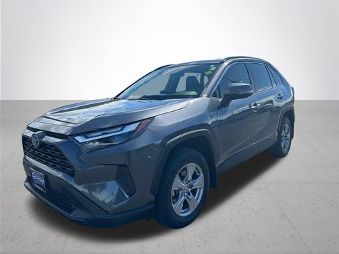 Used 2024 Toyota RAV4 LE AWD/4WD image 2