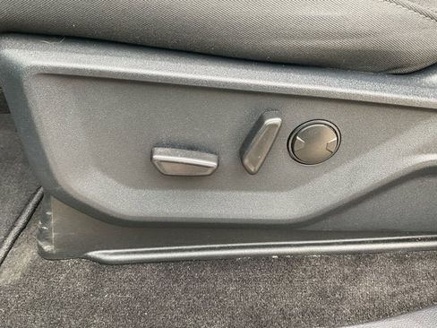 Certified 2023 Ford F150 XLT w/ Equipment Group 302A High image 18